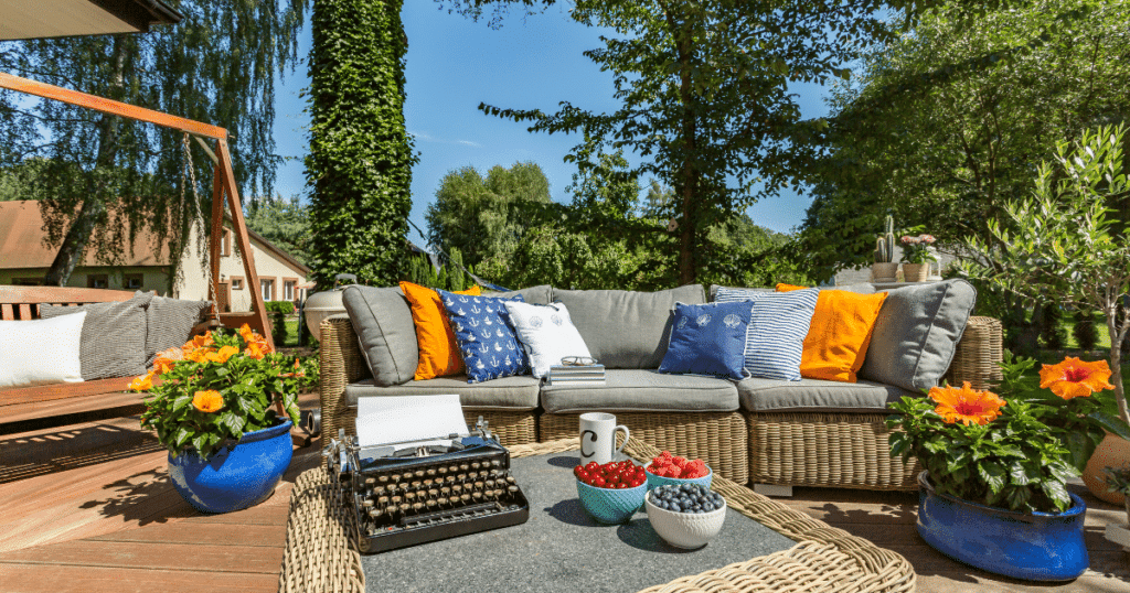 12 Pros and Cons of HDPE Outdoor Furniture