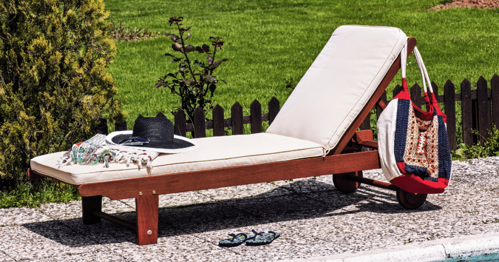 Plastic vs. Wood vs. Sling Outdoor Chaise Lounges: Which is Best?